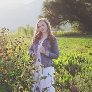 Meet your Posher, Phoebe